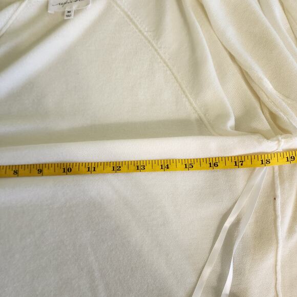 Soma Weekend Womens Convertible Sweater Wrap Size Medium White Lightweight - Picture 12 of 13